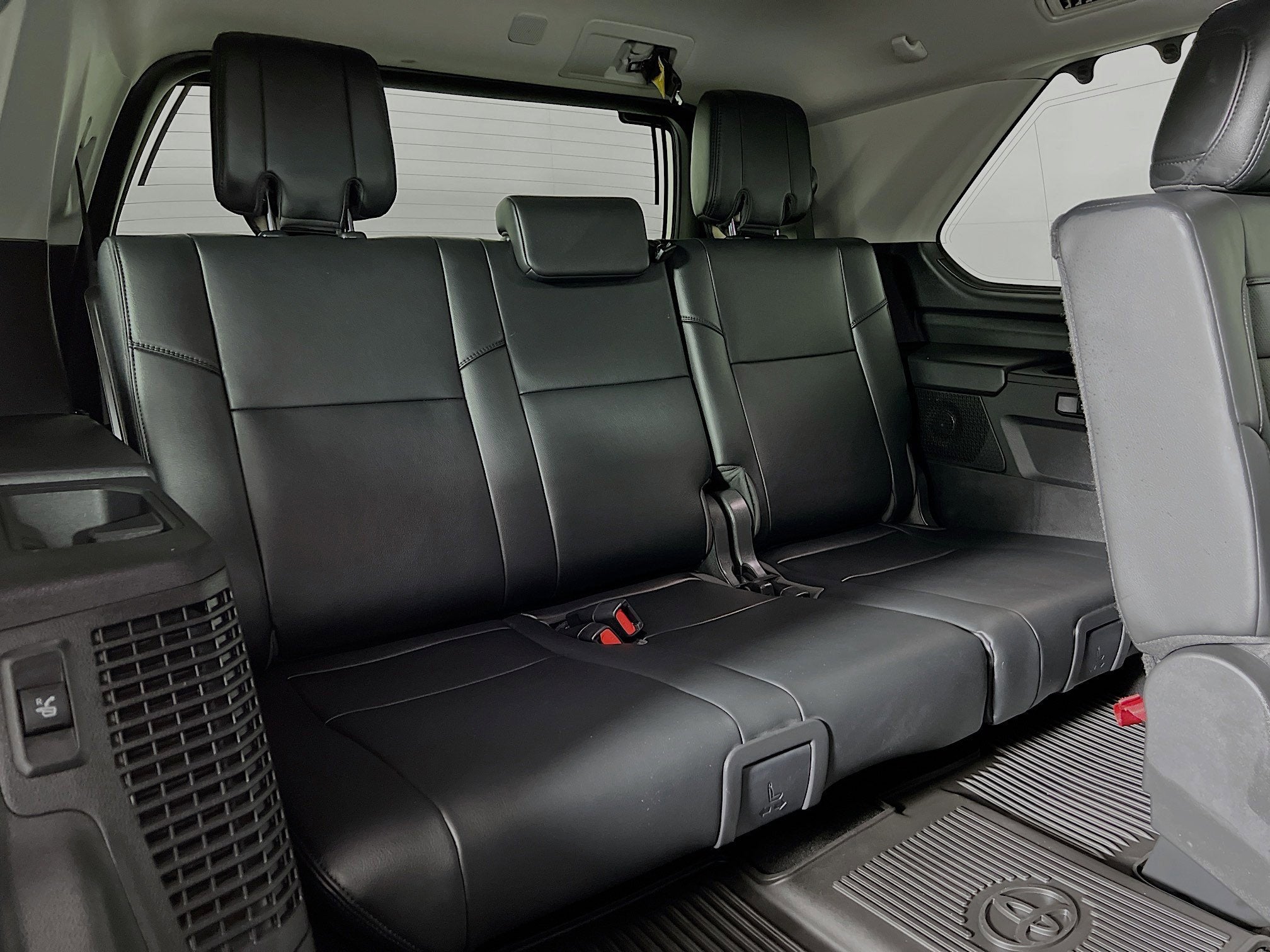 2024 Toyota Sequoia Base