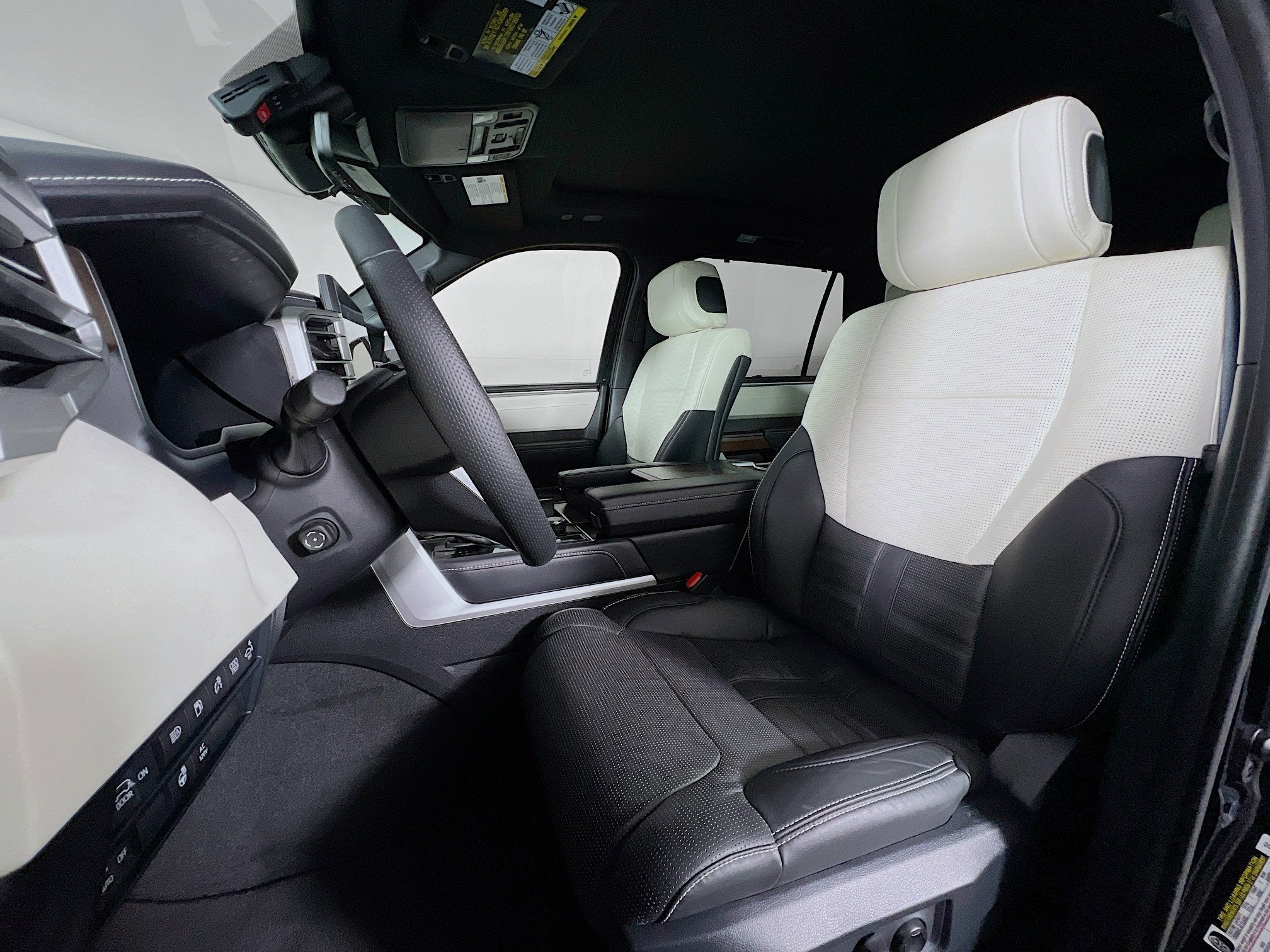2025 Toyota Sequoia Base