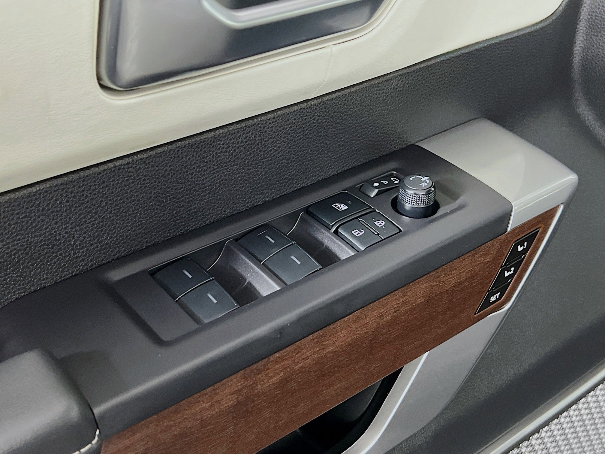 2025 Toyota Sequoia Base