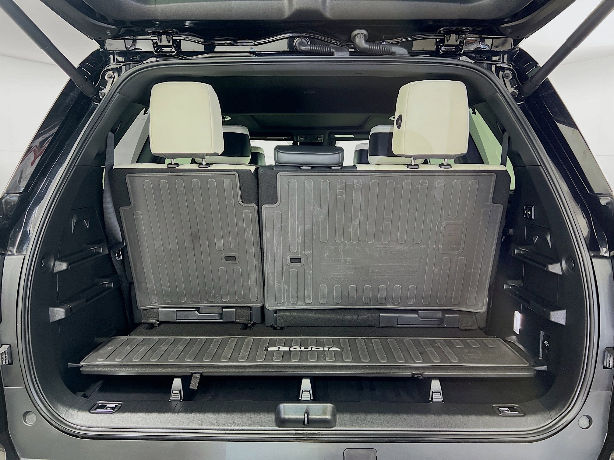 2025 Toyota Sequoia Base