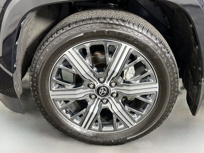 2025 Toyota Sequoia Base