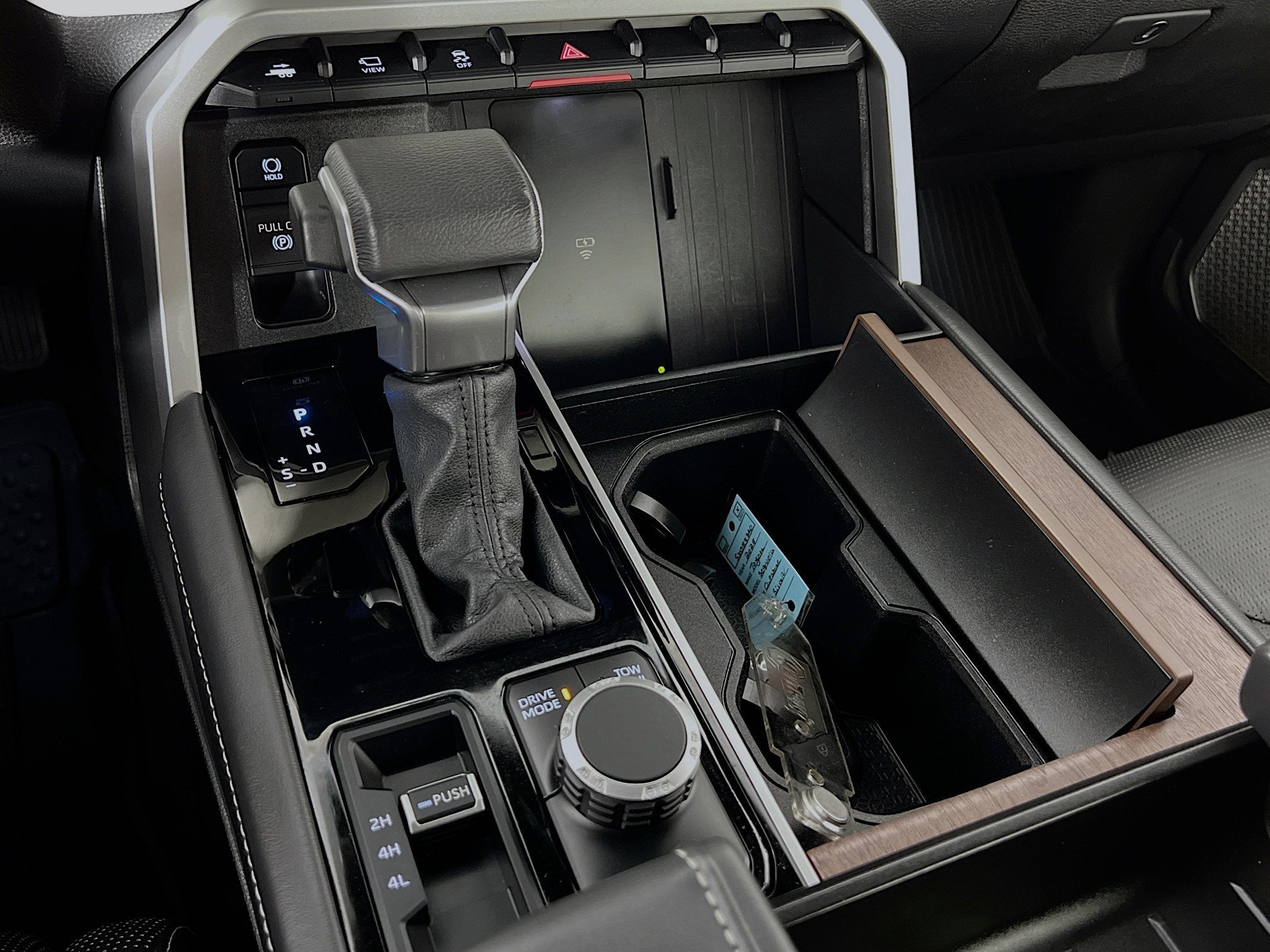 2025 Toyota Sequoia Base