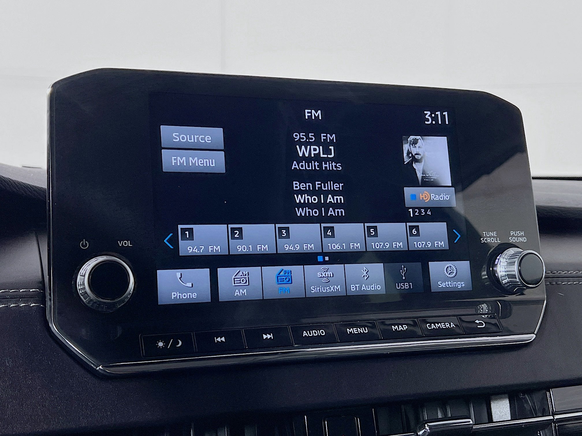 2022 Mitsubishi Outlander Base