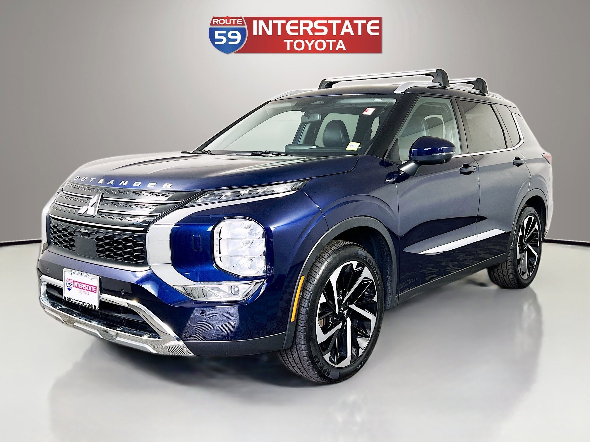 2022 Mitsubishi Outlander Base