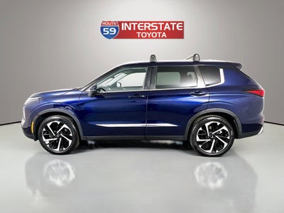 2022 Mitsubishi Outlander Base