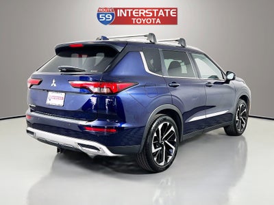 2022 Mitsubishi Outlander Base