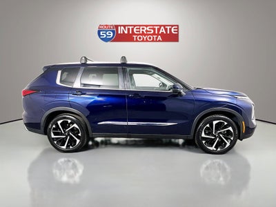 2022 Mitsubishi Outlander Base