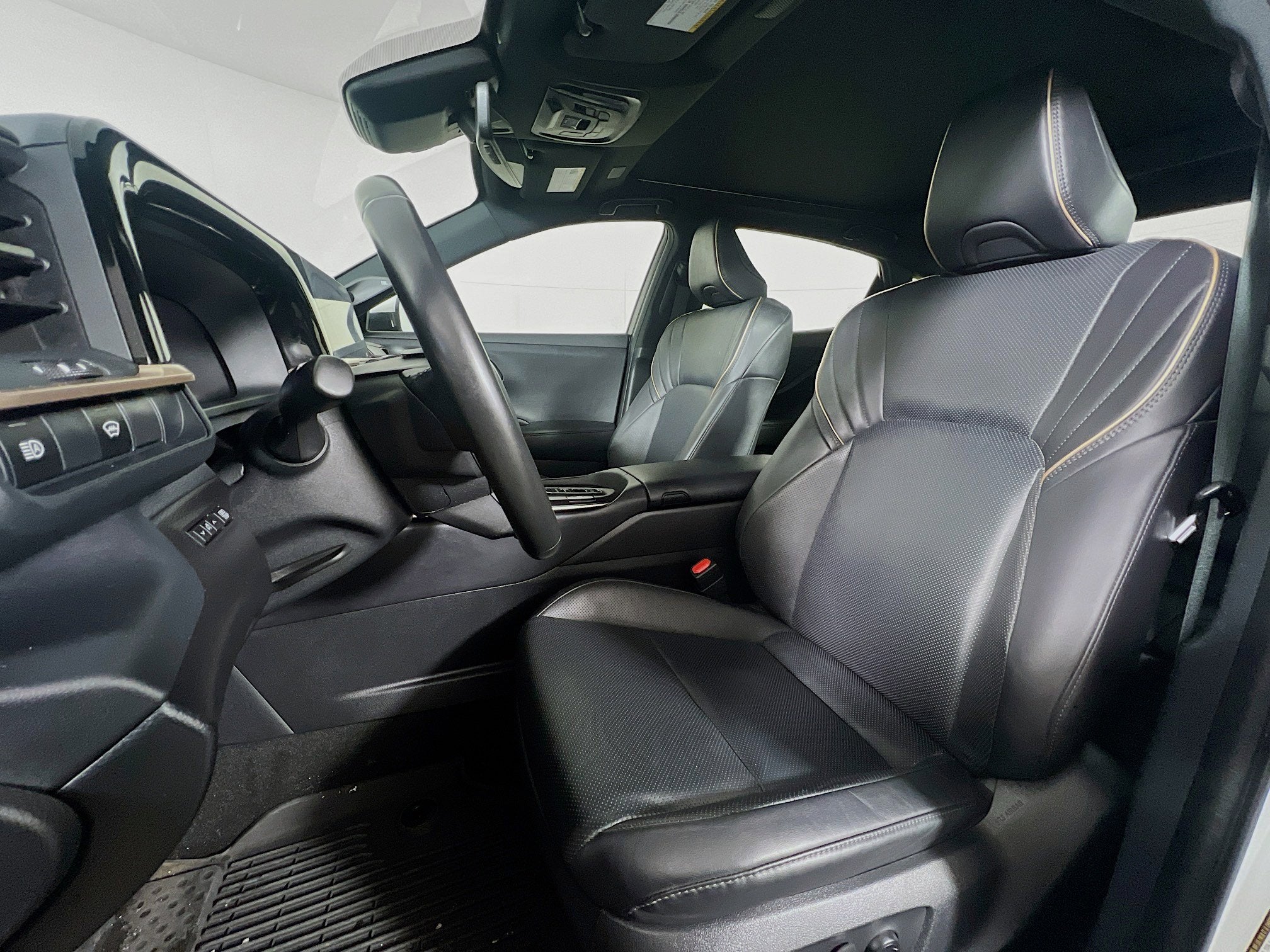 2023 Toyota Crown Base