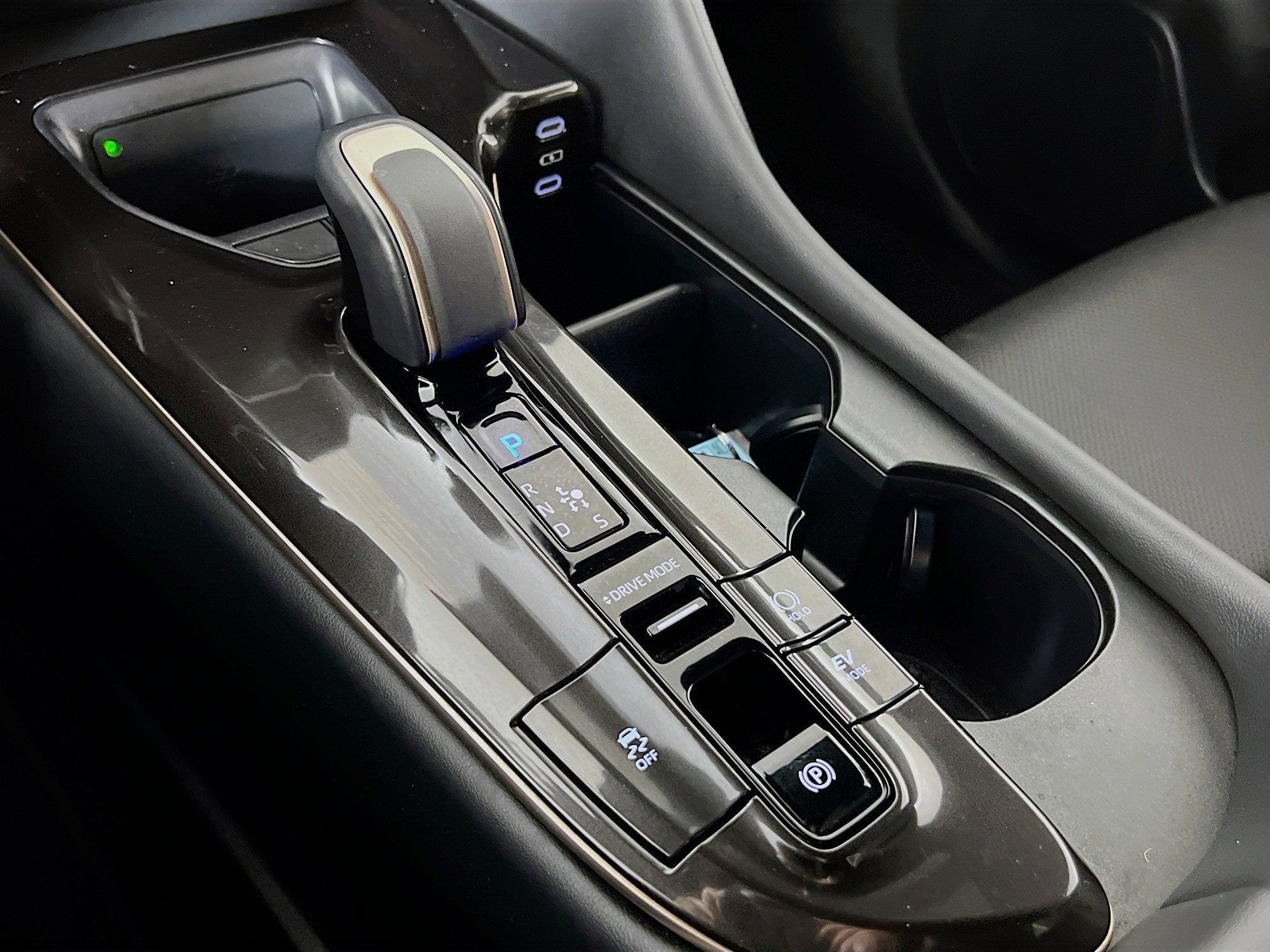 2025 Toyota Crown Signia Base