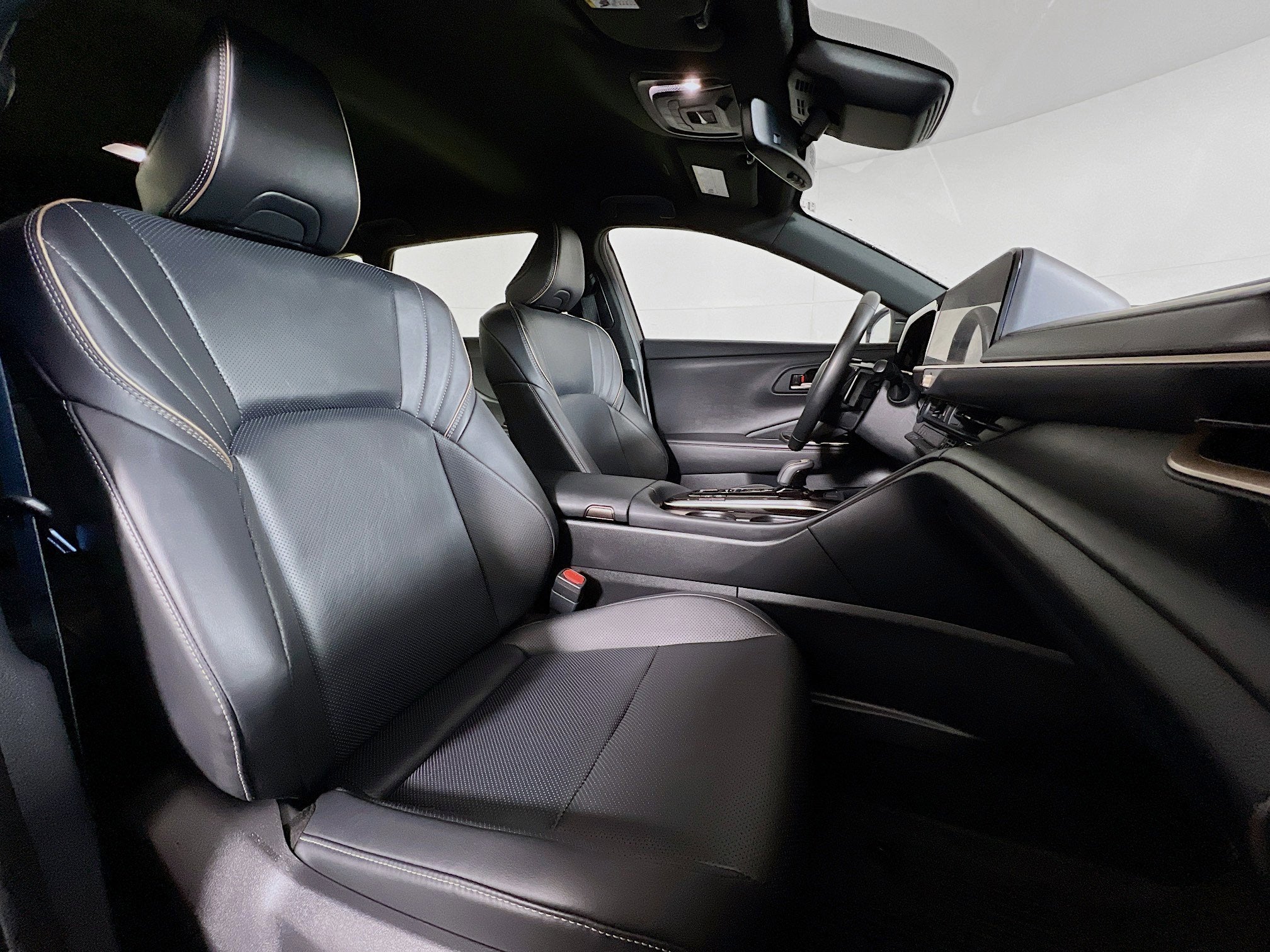 2025 Toyota Crown Signia Base