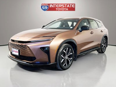 2025 Toyota Crown Signia Base