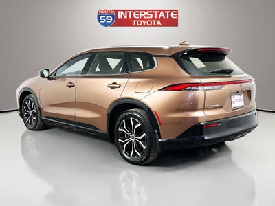 2025 Toyota Crown Signia Base