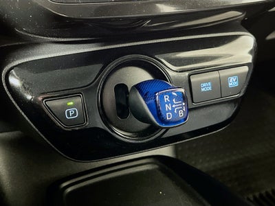 2022 Toyota Prius LE