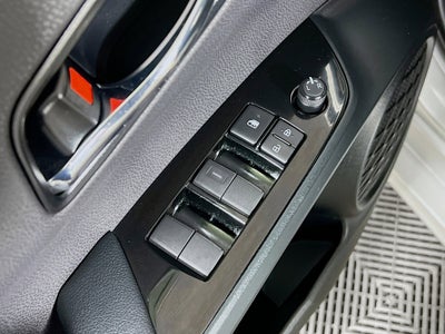 2022 Toyota Prius LE