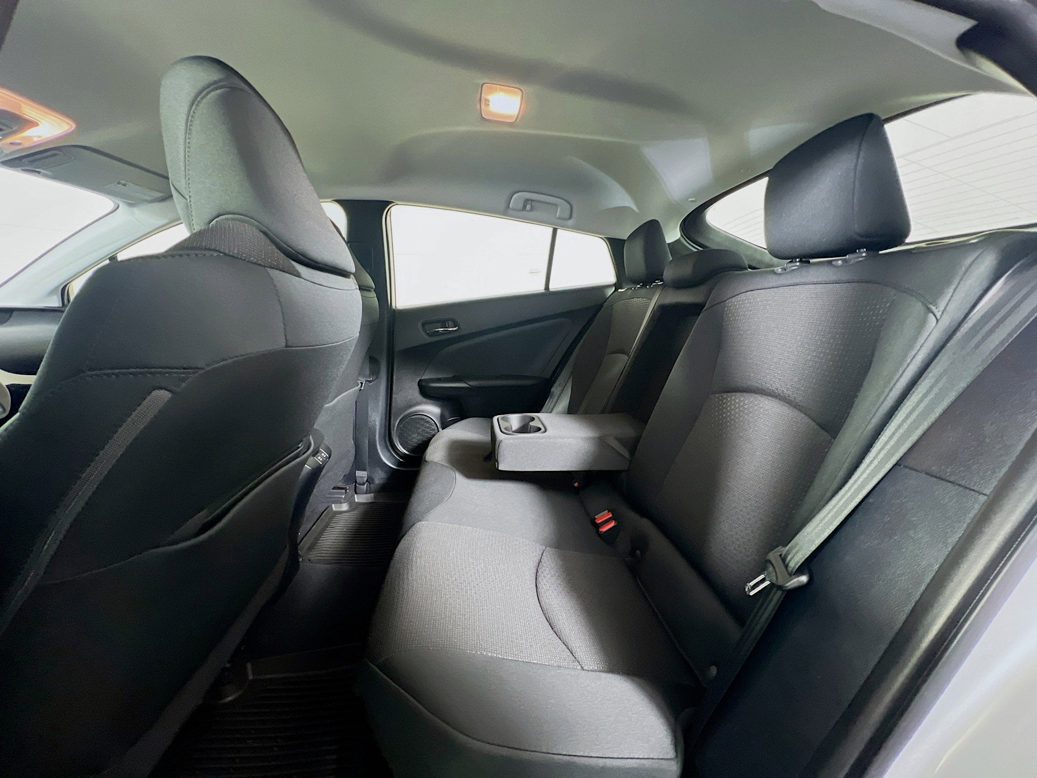 2022 Toyota Prius LE