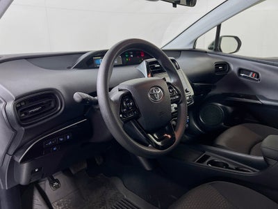 2022 Toyota Prius LE