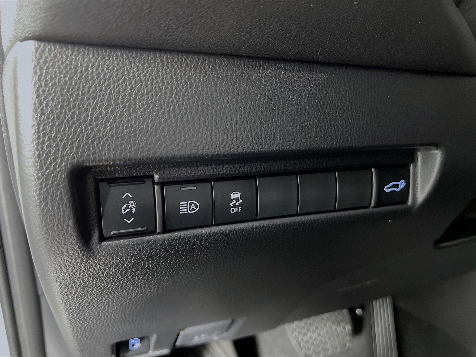 2022 Toyota Venza Base