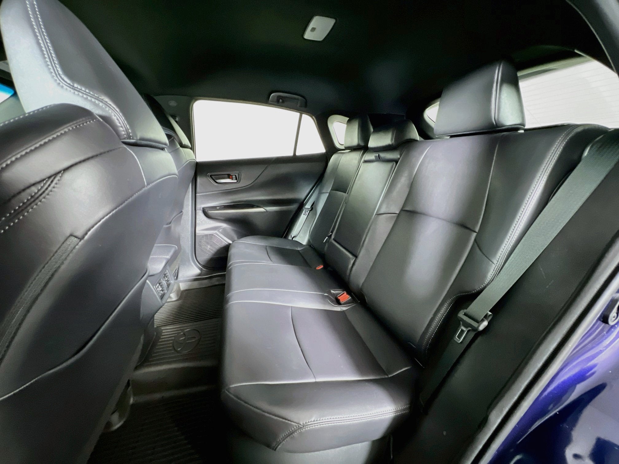 2023 Toyota Venza Base