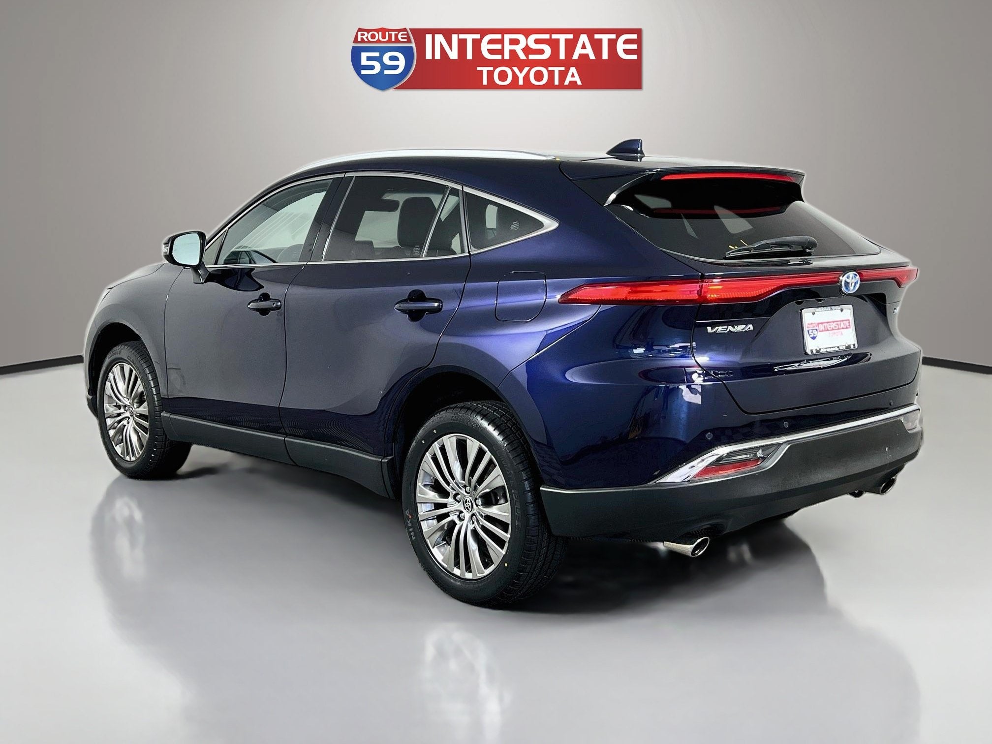 2023 Toyota Venza Base