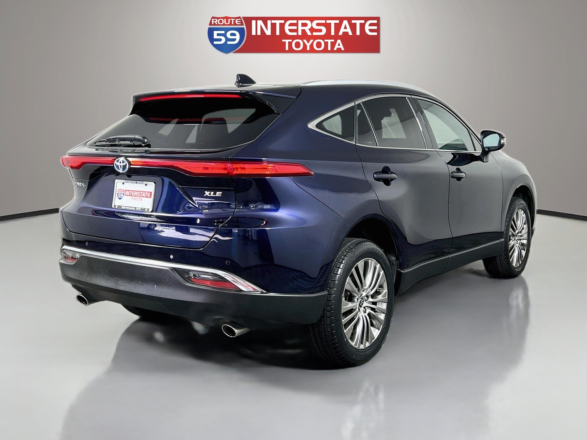 2023 Toyota Venza Base