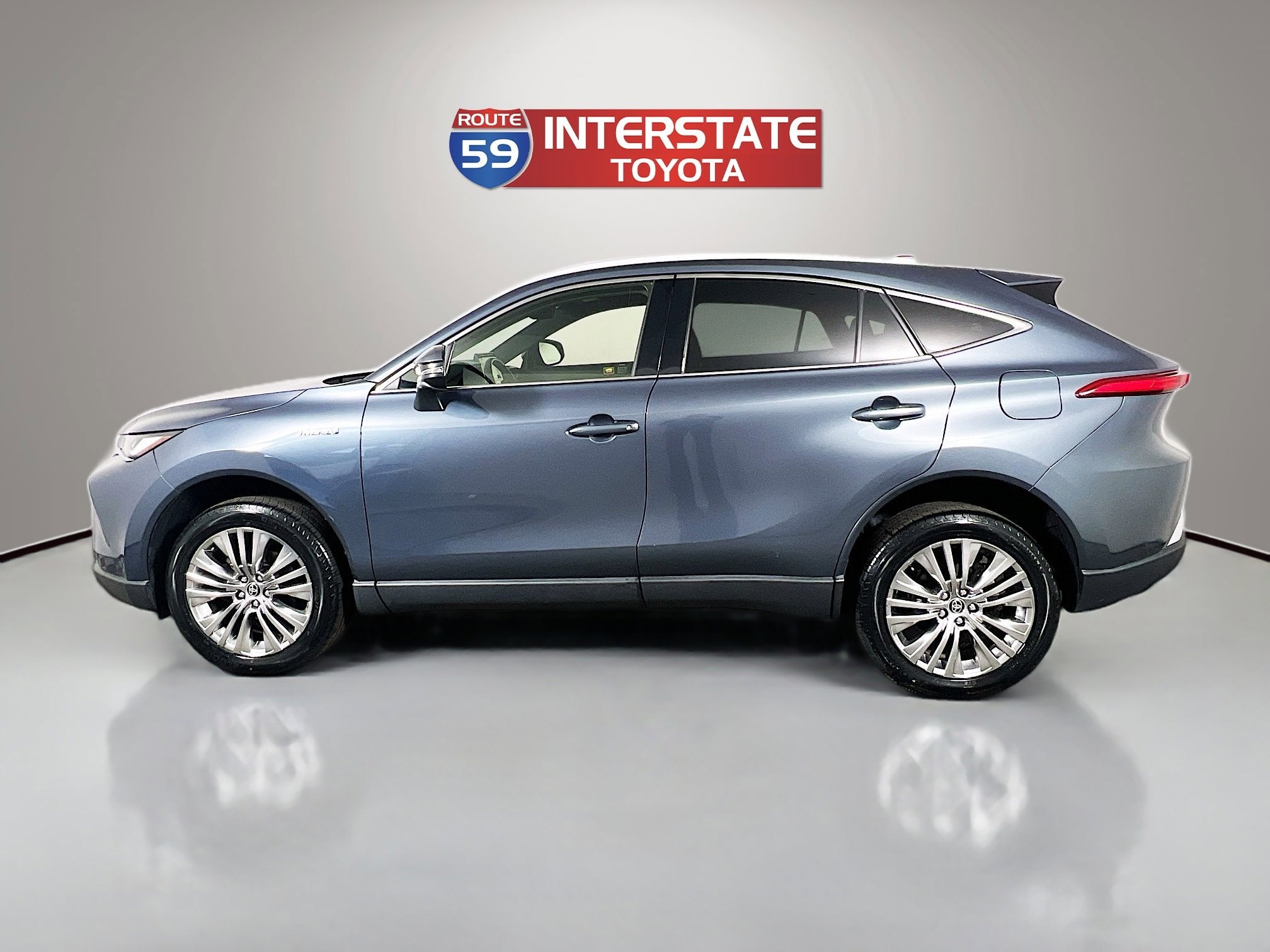 2021 Toyota Venza Base