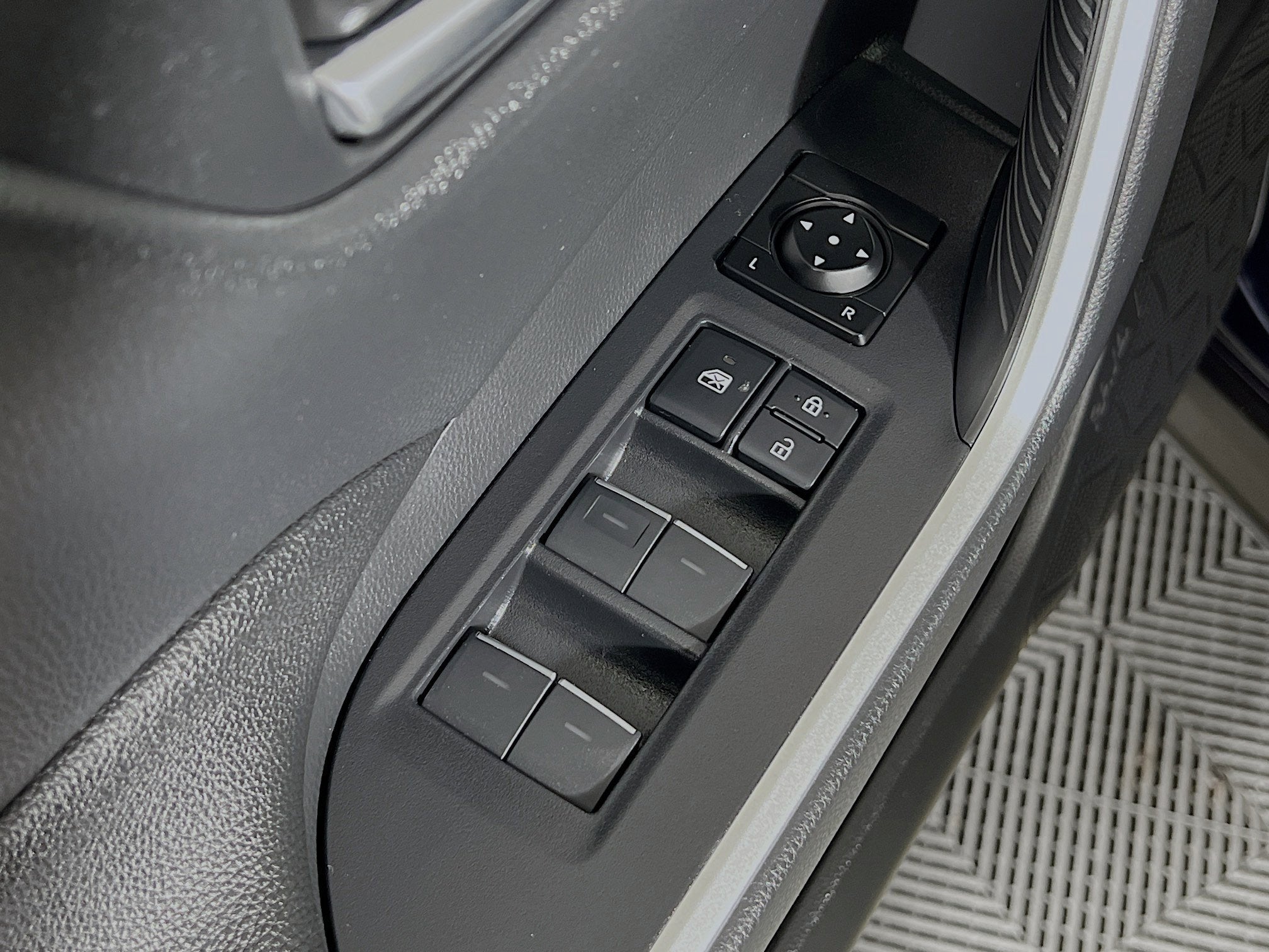 2022 Toyota RAV4 Prime SE