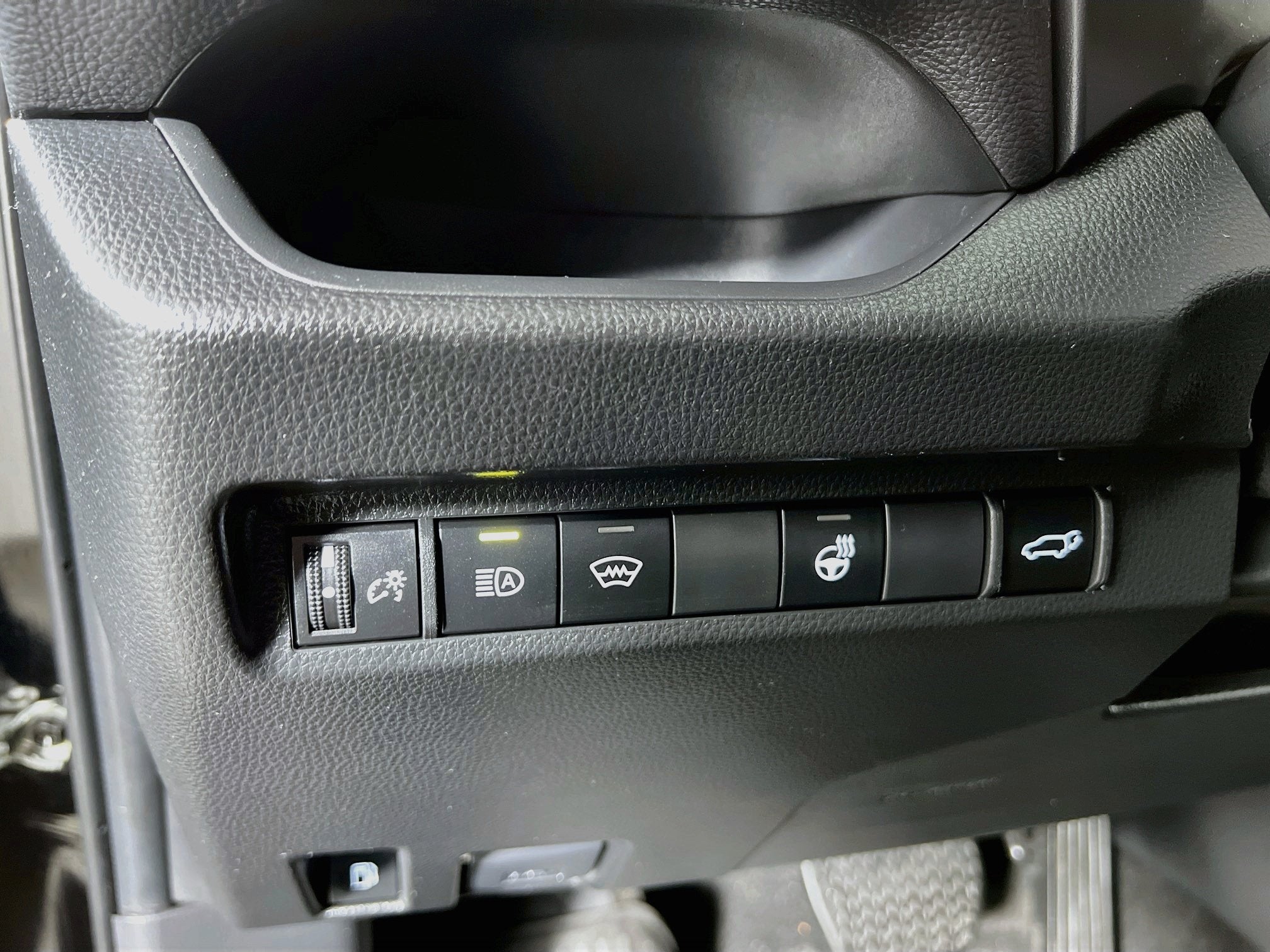 2025 Toyota RAV4 Plug-In Hybrid SE