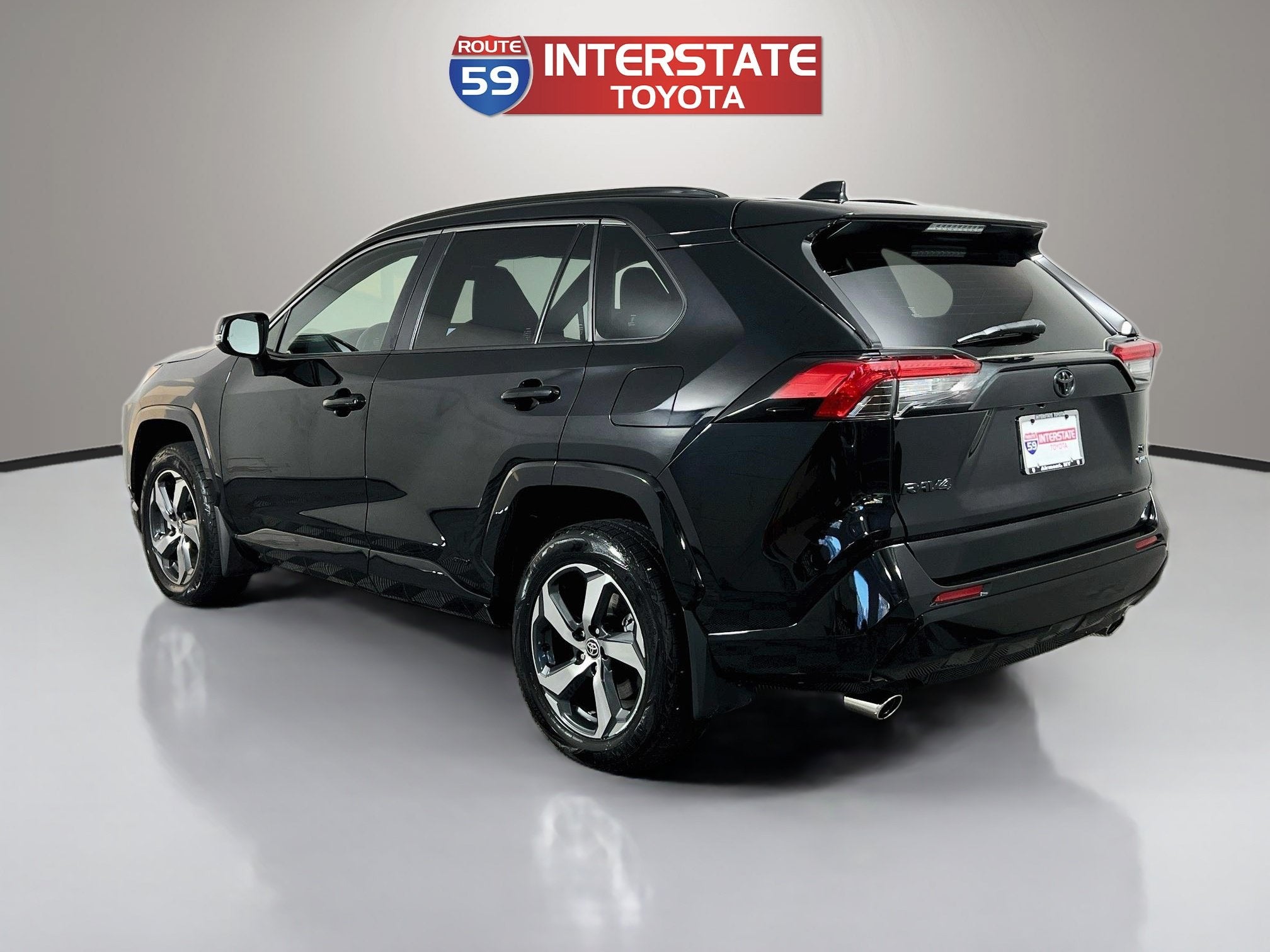 2025 Toyota RAV4 Plug-In Hybrid SE