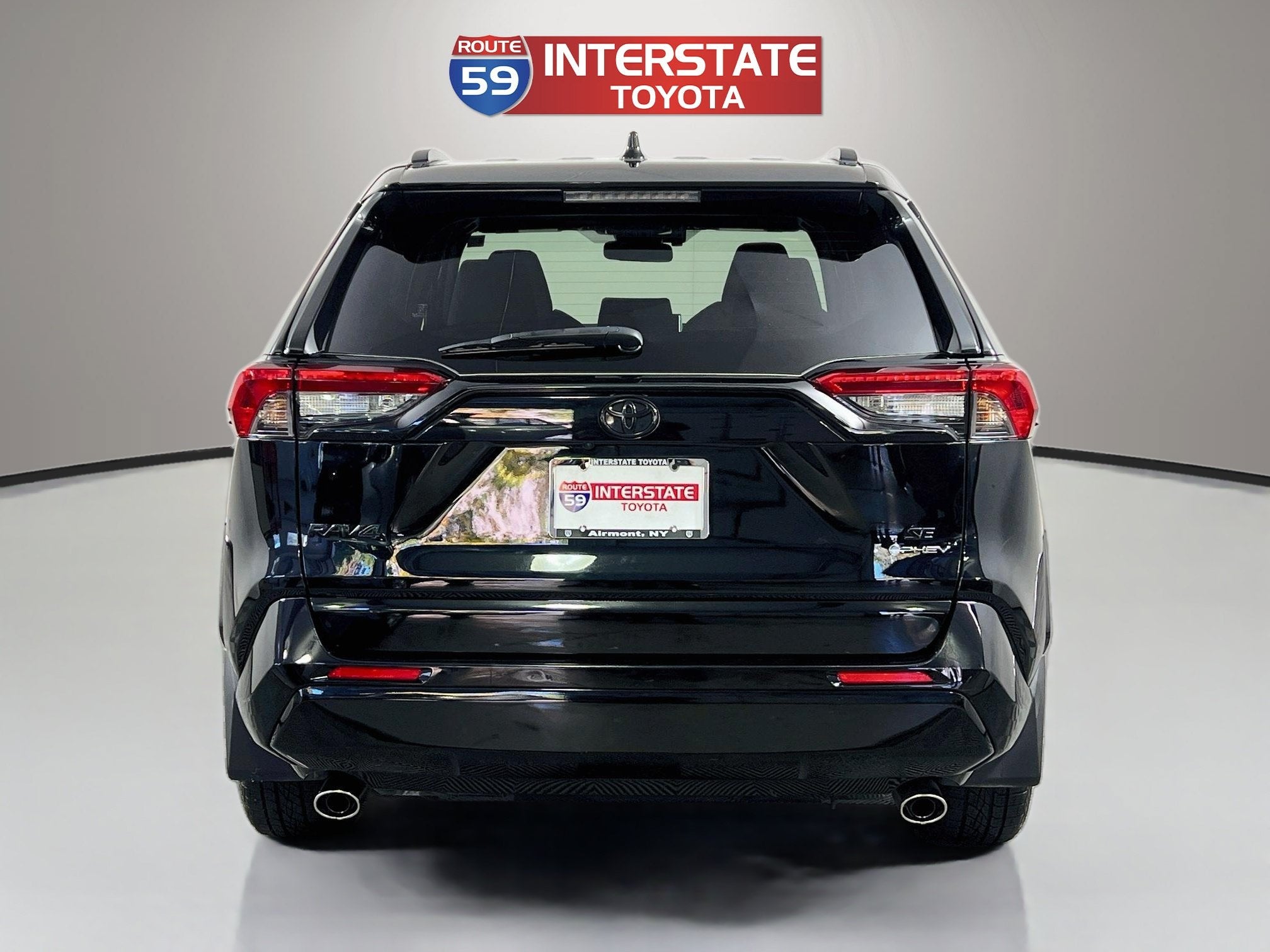 2025 Toyota RAV4 Plug-In Hybrid SE