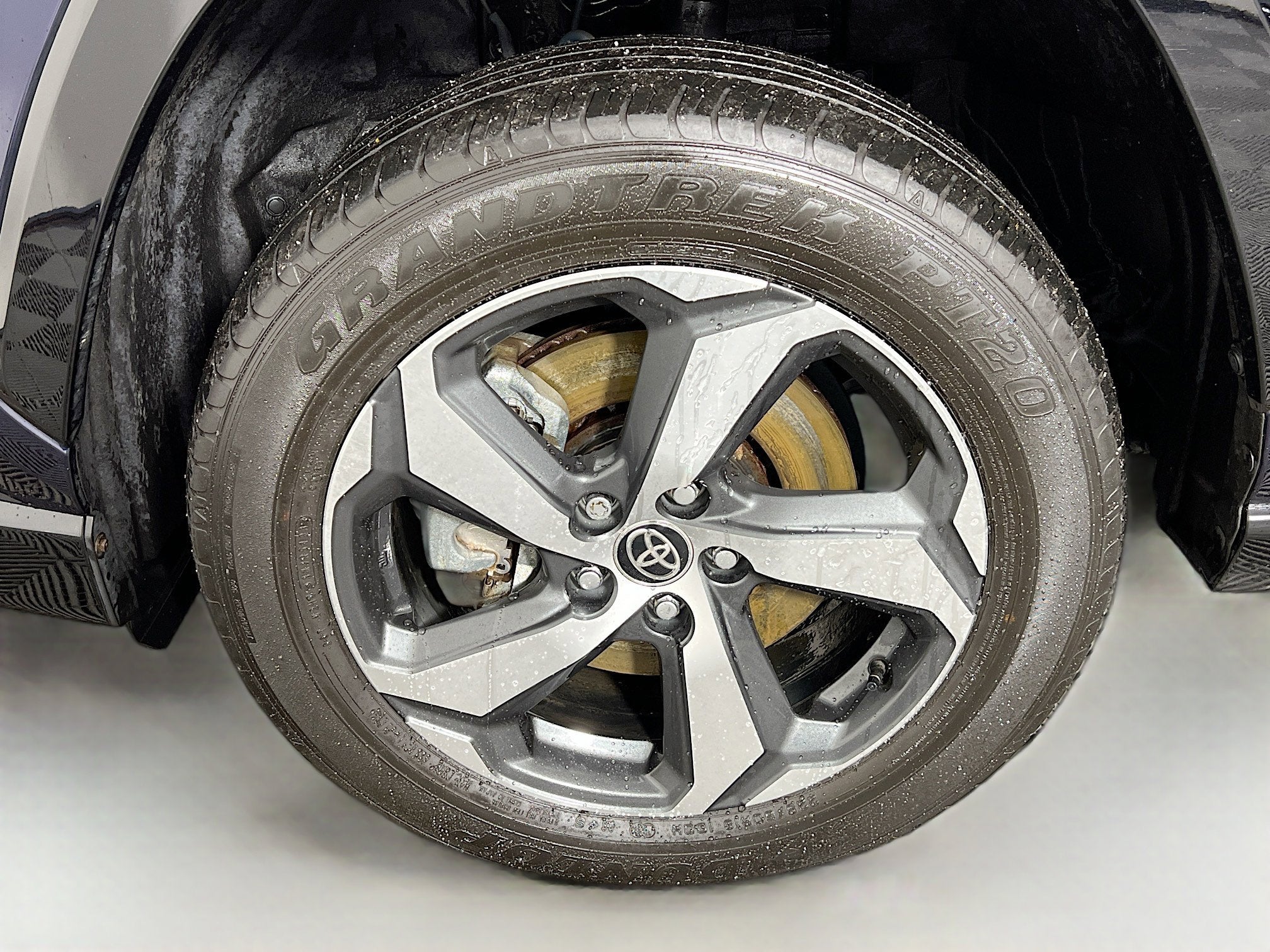 2024 Toyota RAV4 Prime SE