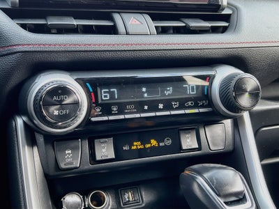 2024 Toyota RAV4 Prime SE