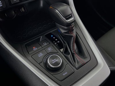 2024 Toyota RAV4 Prime SE