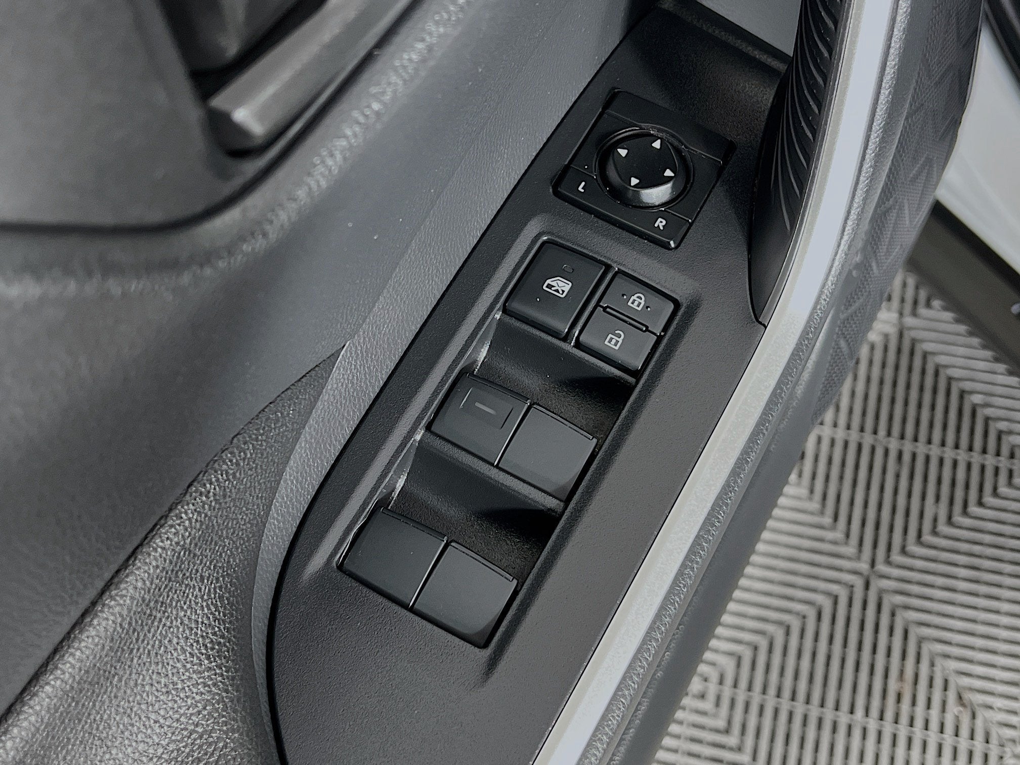 2021 Toyota RAV4 Prime SE