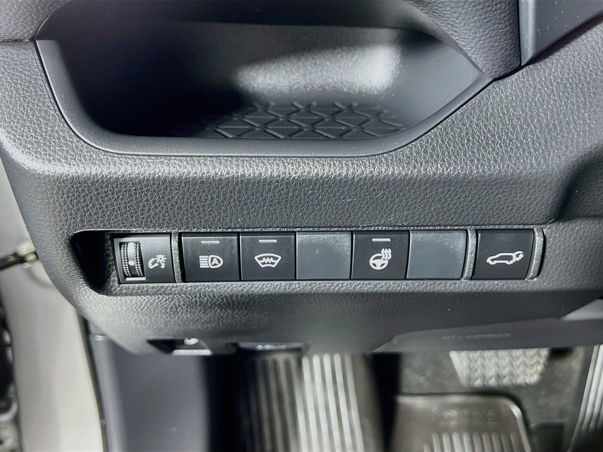 2024 Toyota RAV4 Prime SE