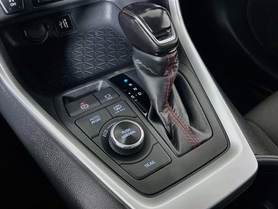 2024 Toyota RAV4 Prime SE