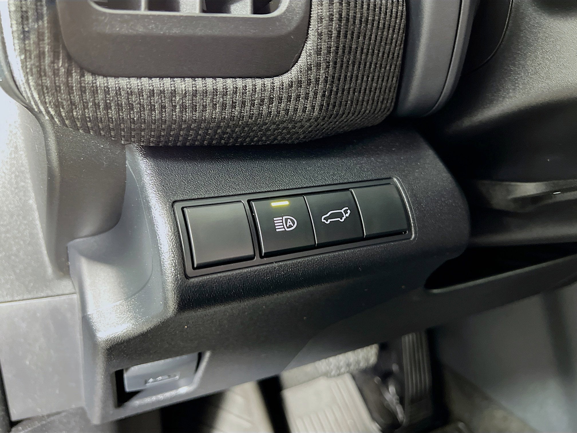 2024 Toyota bZ4X Base