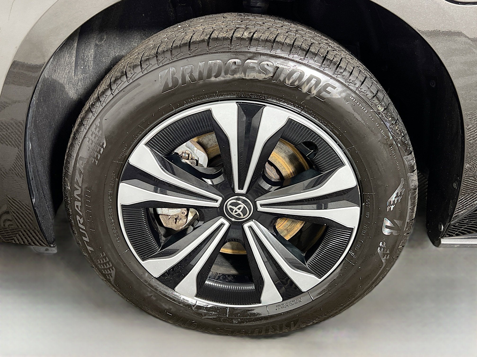 2024 Toyota bZ4X Base