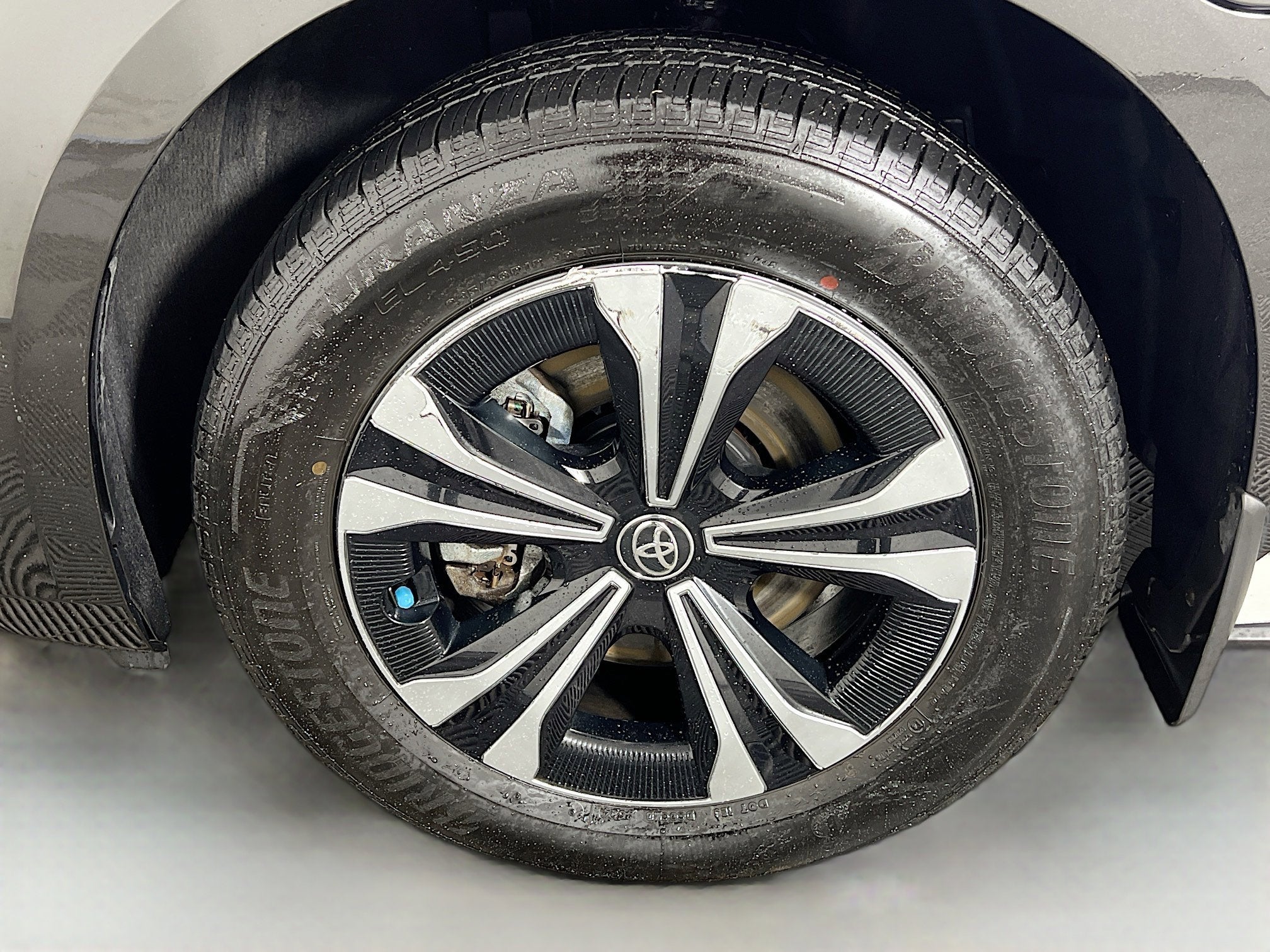 2024 Toyota bZ4X Base