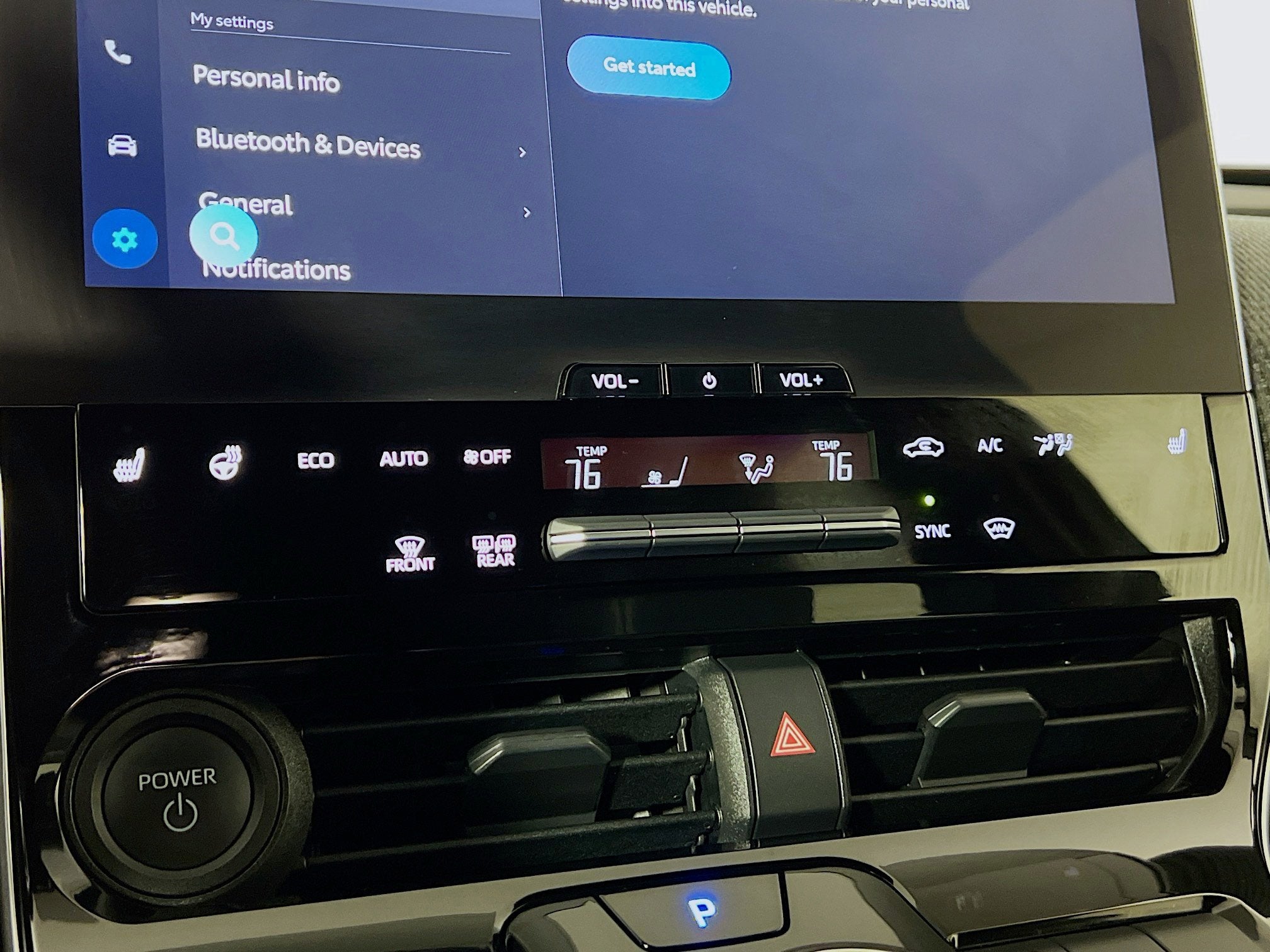 2024 Toyota bZ4X Base