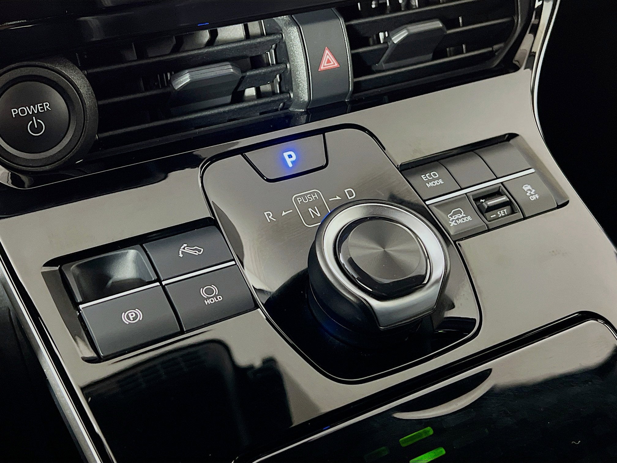 2024 Toyota bZ4X Base