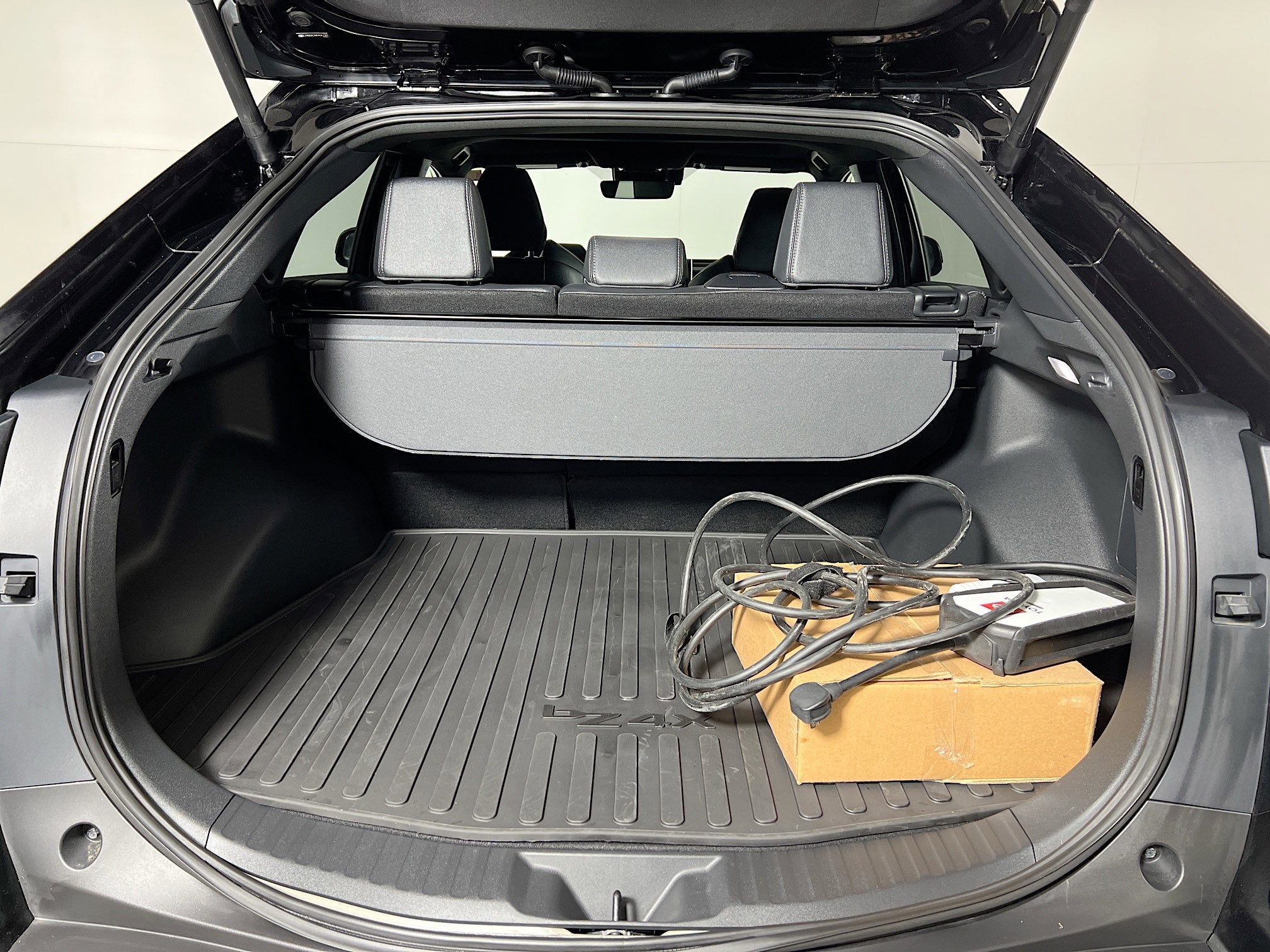 2024 Toyota bZ4X Base