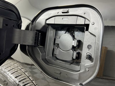 2024 Toyota bZ4X Base