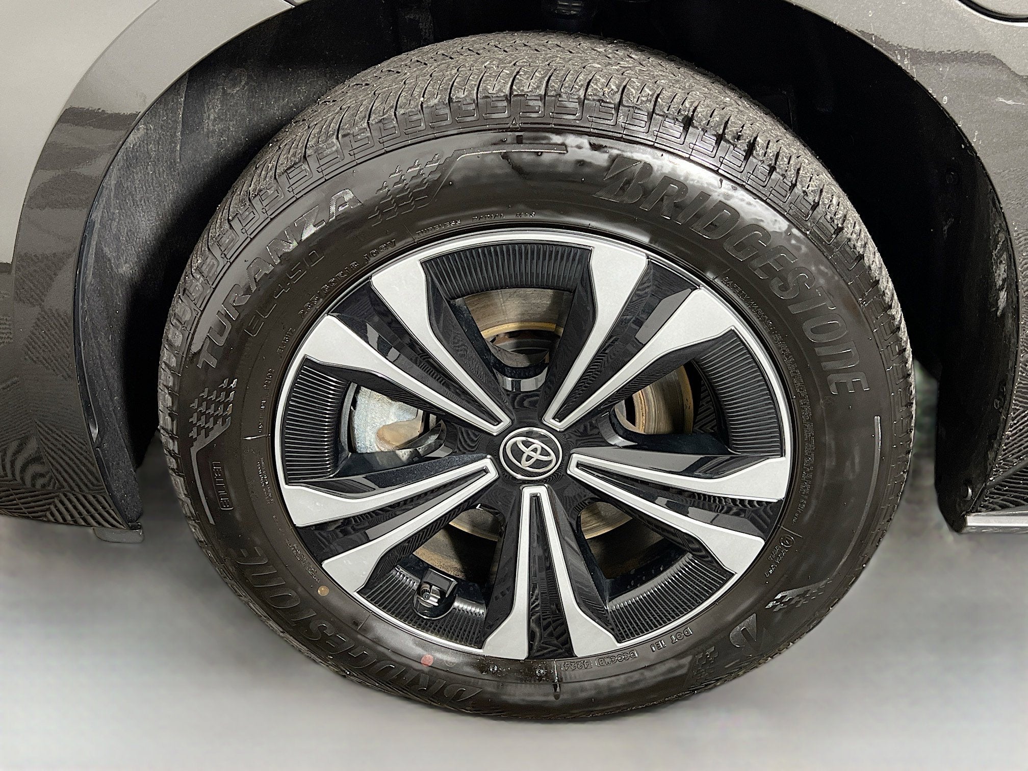 2024 Toyota bZ4X Base