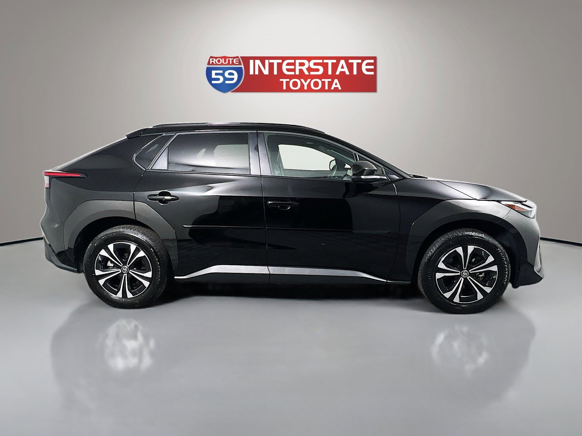 2024 Toyota bZ4X Base