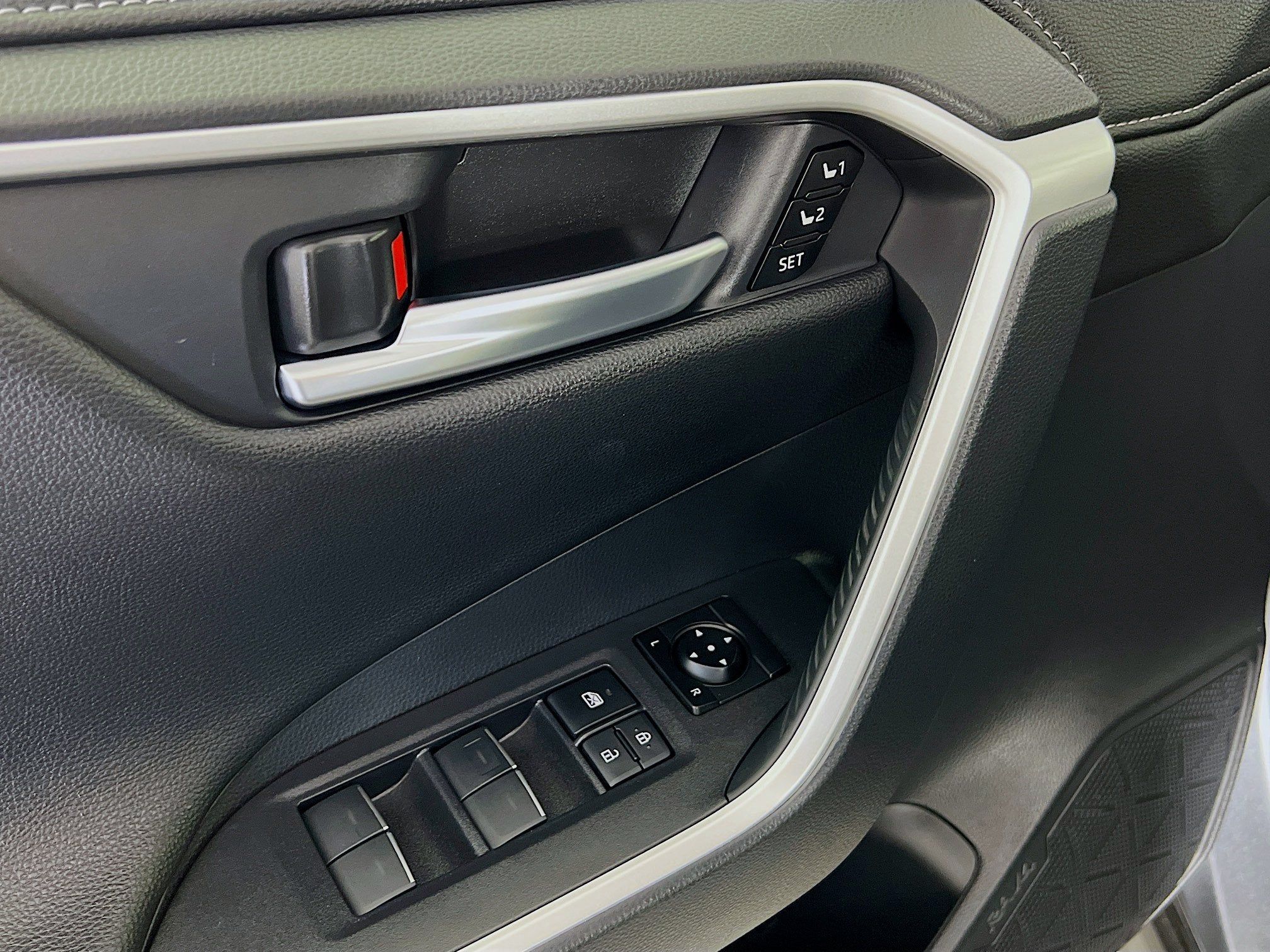 2025 Toyota RAV4 Hybrid Limited