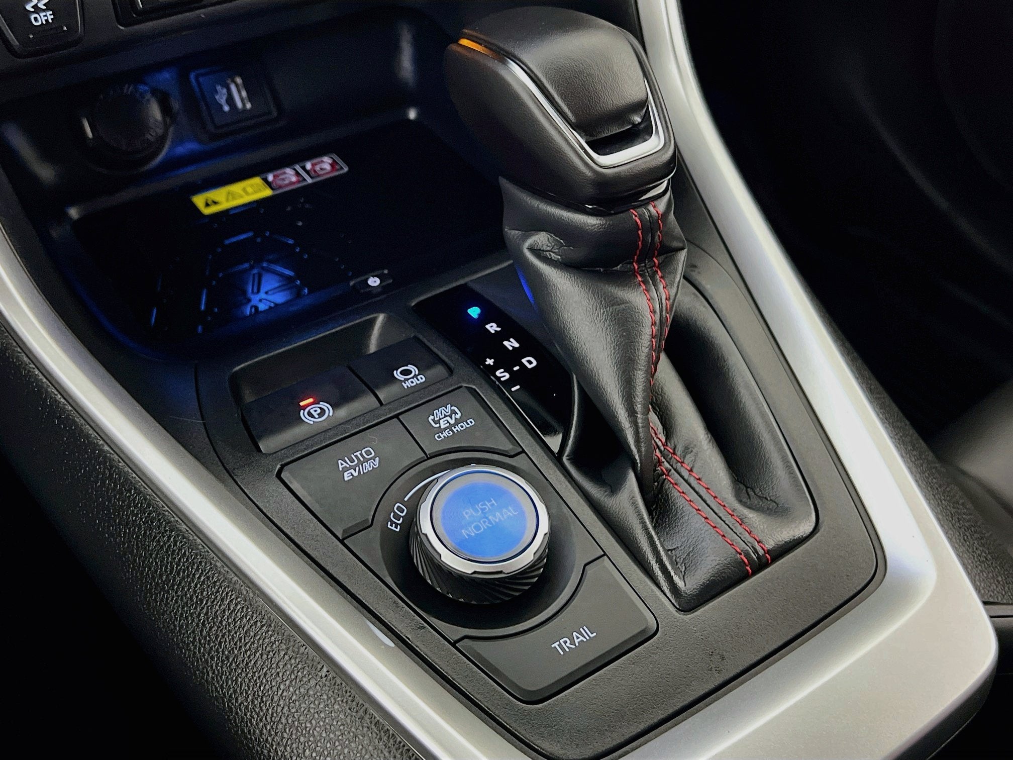 2025 Toyota RAV4 Plug-In Hybrid XSE