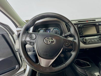 2017 Toyota RAV4 Hybrid XLE