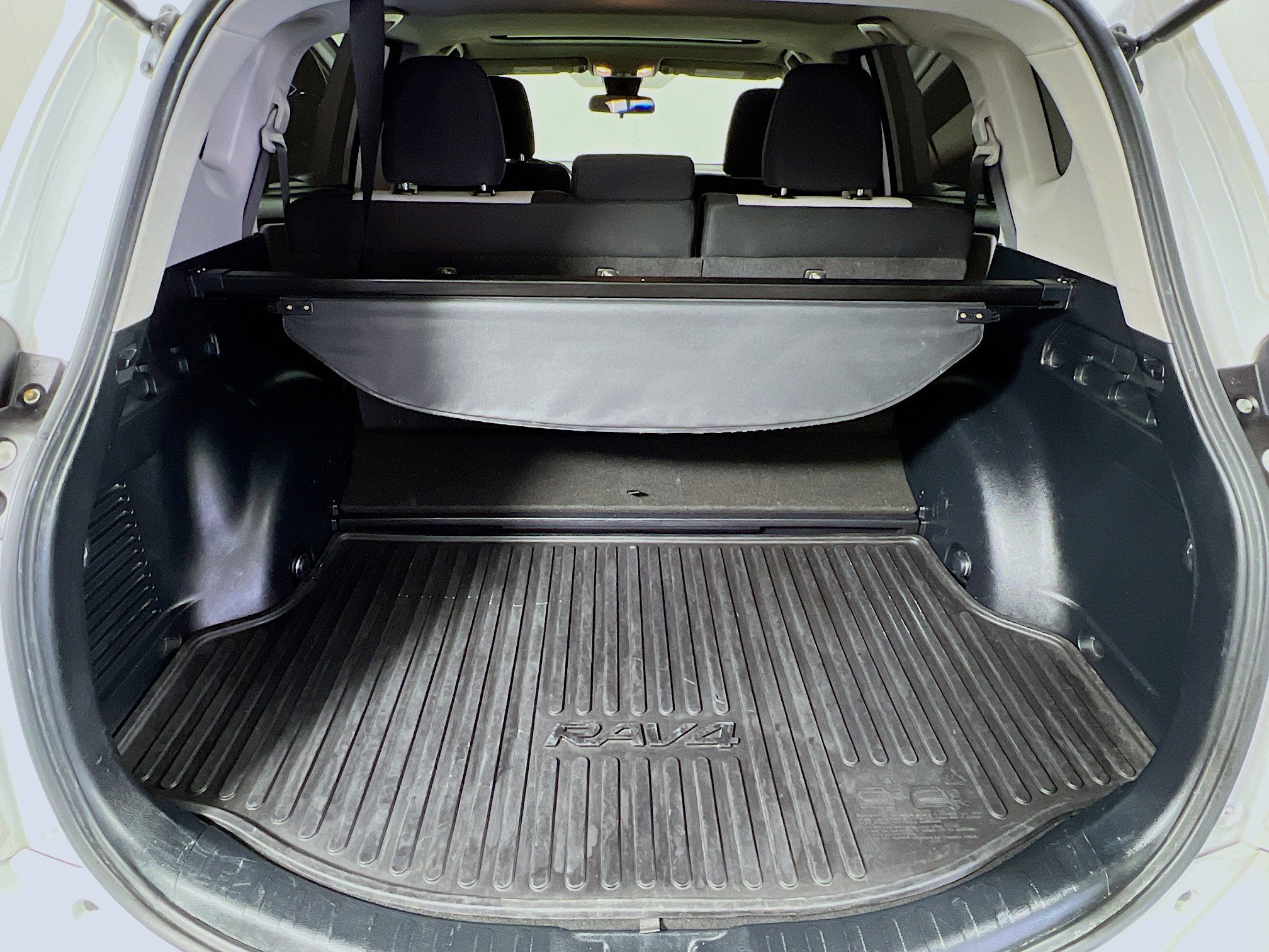 2017 Toyota RAV4 Hybrid XLE