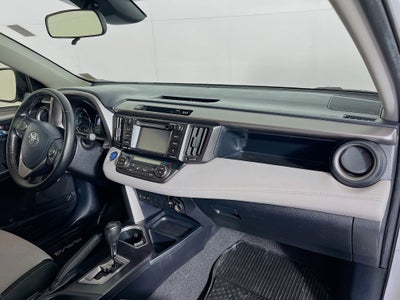 2017 Toyota RAV4 Hybrid XLE