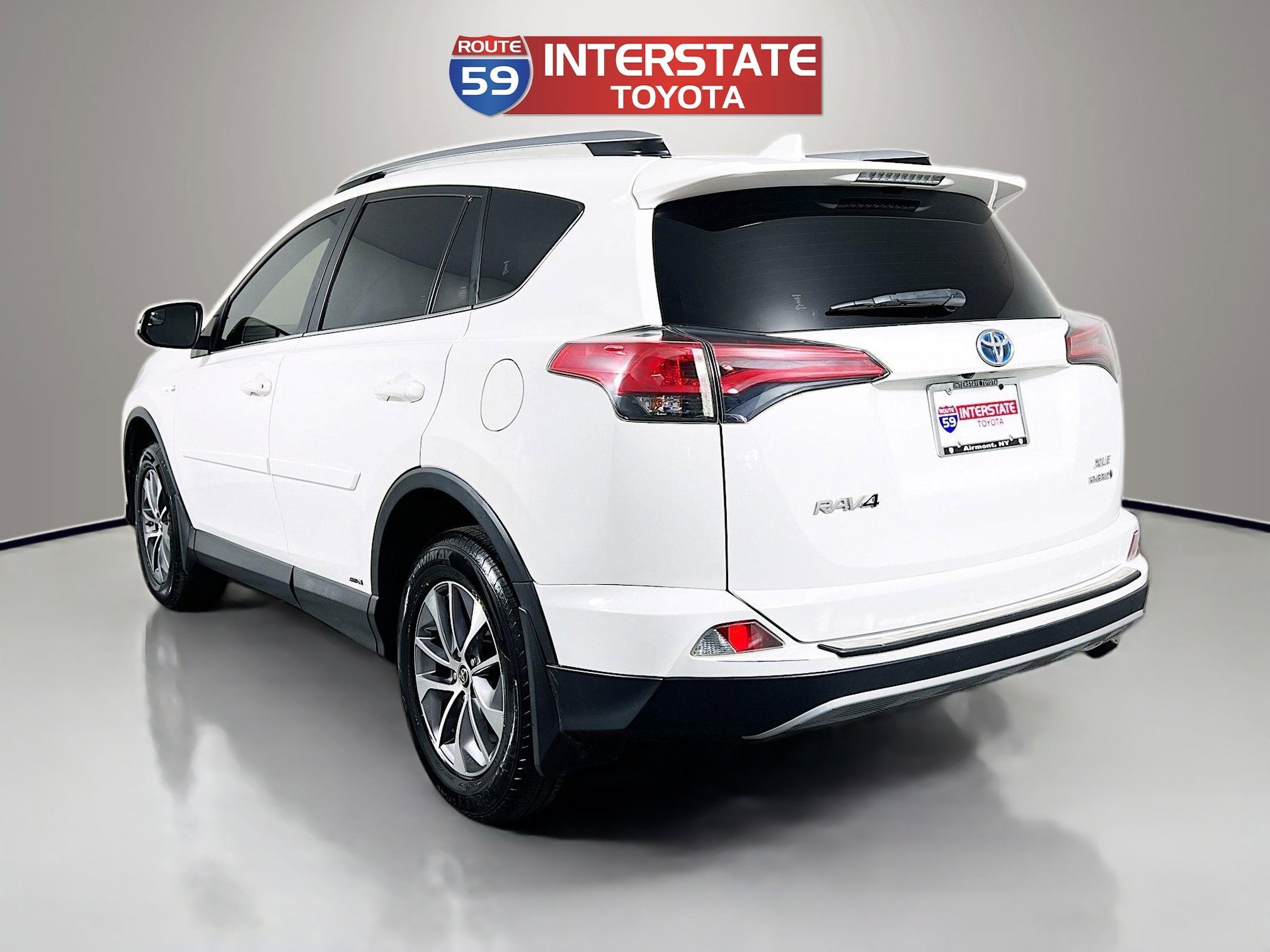 2017 Toyota RAV4 Hybrid XLE